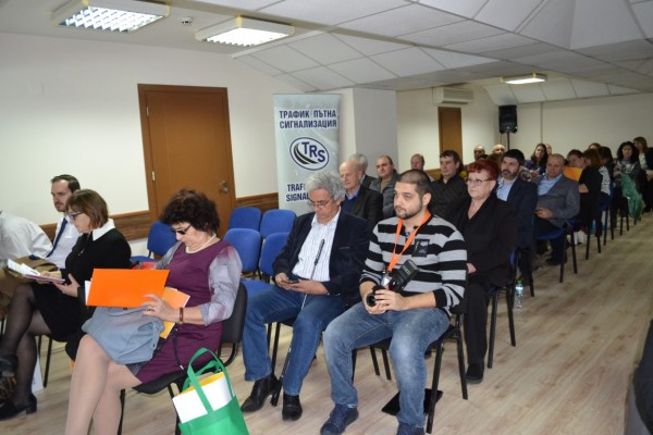 В Казанлък започна 6-та Национална среща на общинските предприятия и търговски дружества