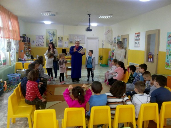 Театрални таланти развиват децата на Енина с “Походът на книгите“