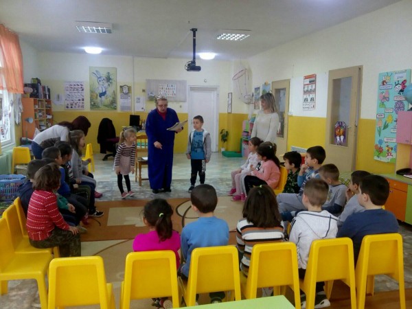 Театрални таланти развиват децата на Енина с “Походът на книгите“