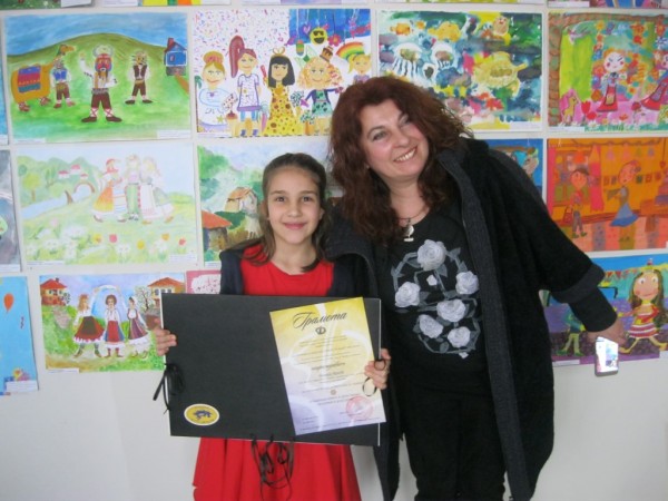 Школа “Арт-линия“ с три награди от конкурса “Наследниците на Дечко Узунов“