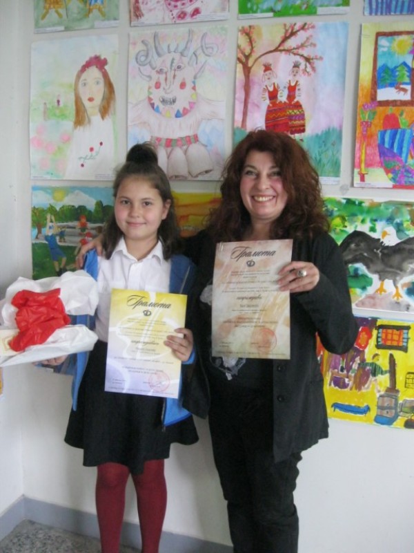 Школа “Арт-линия“ с три награди от конкурса “Наследниците на Дечко Узунов“