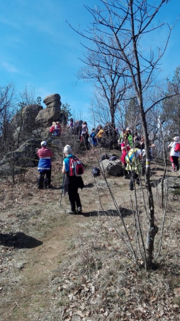 Осмомартенски поход си спретнаха казанлъшки и старозагорски туристи