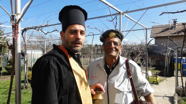 С кукерски игри ясеновци си взеха прошка