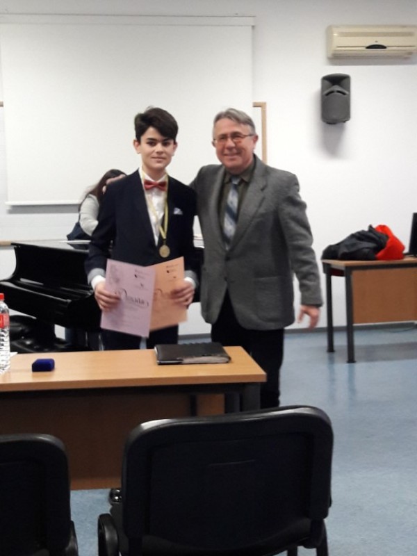 Шест първи награди за пианистите на Елена Юлиянова от националния конкурс в София 