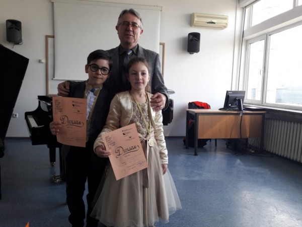 Шест първи награди за пианистите на Елена Юлиянова от националния конкурс в София 