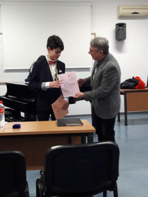 Шест първи награди за пианистите на Елена Юлиянова от националния конкурс в София 