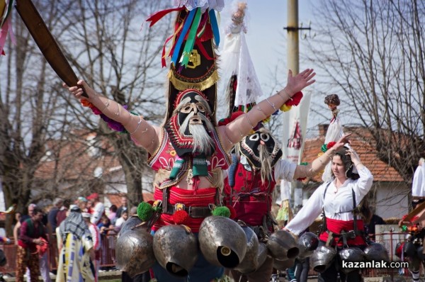 Стотици кукери отново ще обагрят площада на село Турия в събота