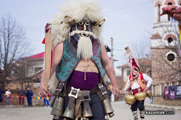 Стотици кукери отново ще обагрят площада на село Турия в събота