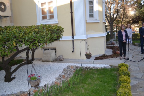 Чудомир – това сме самите ние, без маска