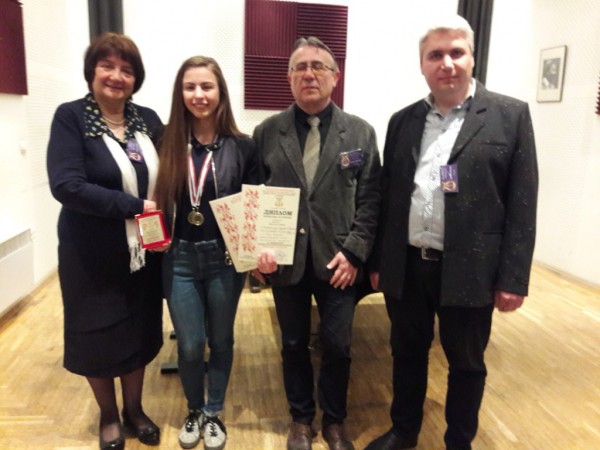 Шест първи награди за пианистите на Елена Юлианова 