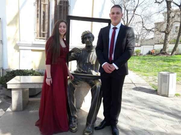 Шест първи награди за пианистите на Елена Юлианова 