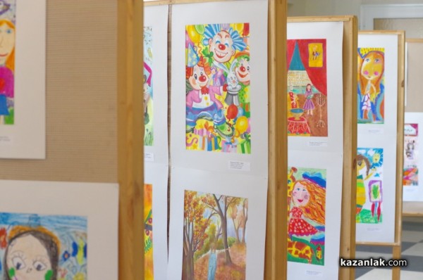 121 награди бяха раздадени в конкурсите “Малките нашенци“ и “Присмехулници“