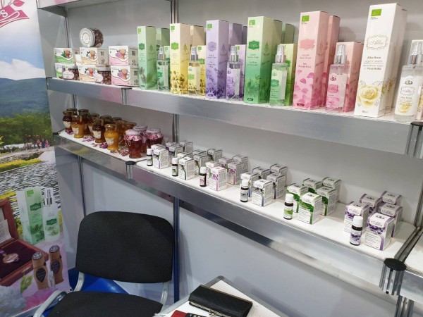 Алба Групс се представя на Международното изложение за фризьорство и козметика