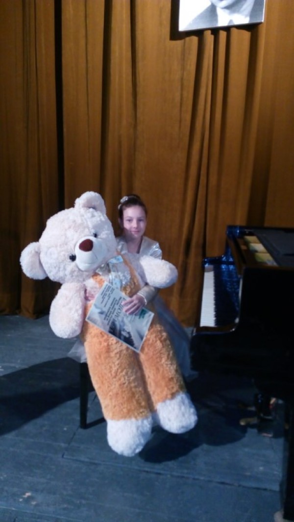 Поредни първи награди за неуморните таланти от класа по пиано на Елена Юлиянова 