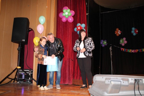 Над 100 деца показаха артистични таланти в “Чудонемирчета“ 2019