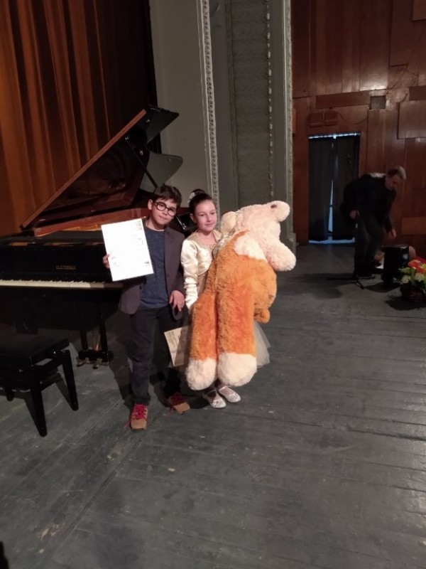 Поредни първи награди за неуморните таланти от класа по пиано на Елена Юлиянова 