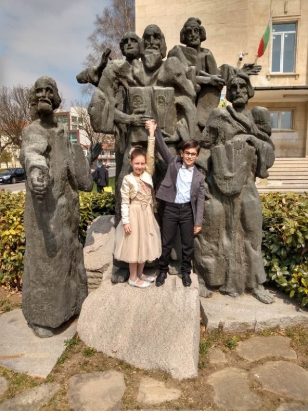 Поредни първи награди за неуморните таланти от класа по пиано на Елена Юлиянова 