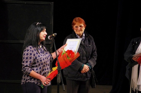 Общински театър „Любомир Кабакчиев” - 18-и „Комедиен хит на сезона“ на Чудомирови празници 2019