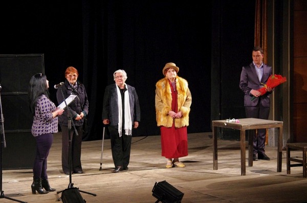 Общински театър „Любомир Кабакчиев” - 18-и „Комедиен хит на сезона“ на Чудомирови празници 2019