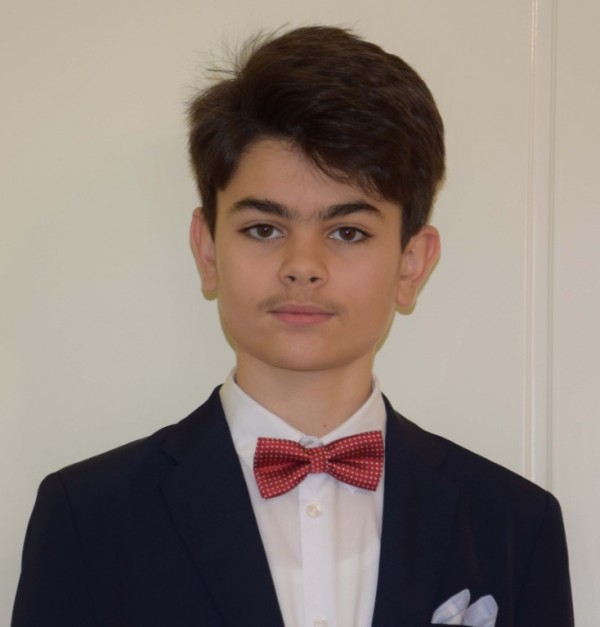 10 деца от казанлъшко са в клуба на “Успелите деца“ на фондация “Димитър Бербатов“