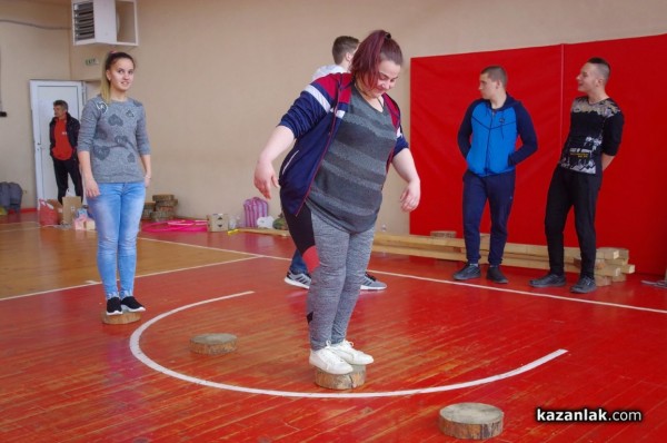 Община Казанлък отново търси „Младите лидери“