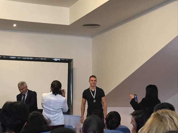 Ученик от ППМГ е на второ място в национално състезание по химия