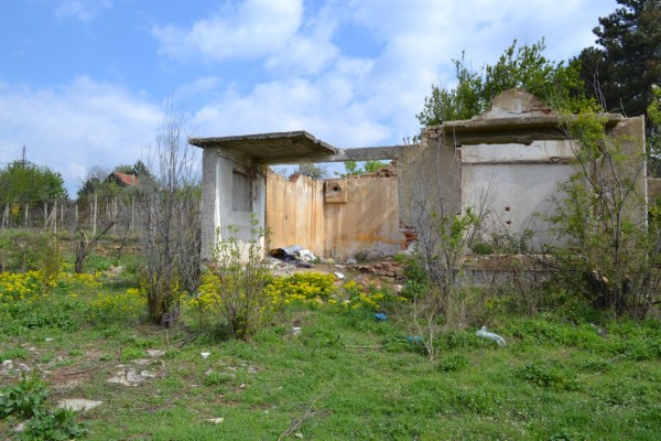 Община и Полиция на проверки за незаконни постройки в Старите лозя и Кармен
