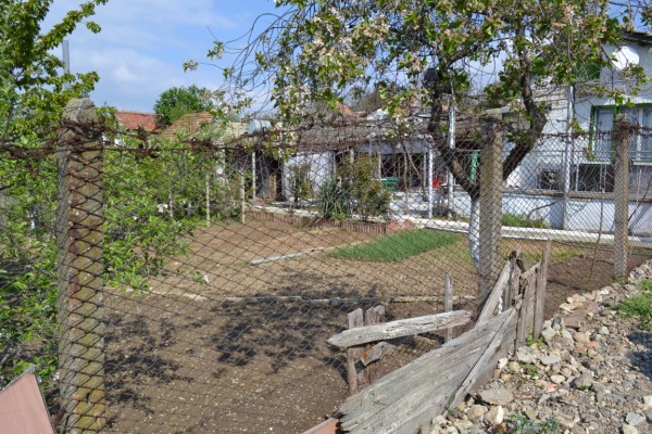 Община и Полиция на проверки за незаконни постройки в Старите лозя и Кармен