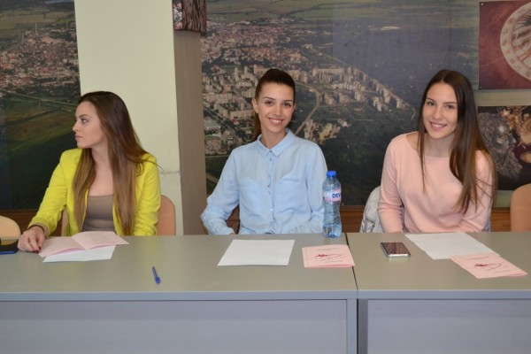 Първа среща на кандидатките за Царица Роза 2019