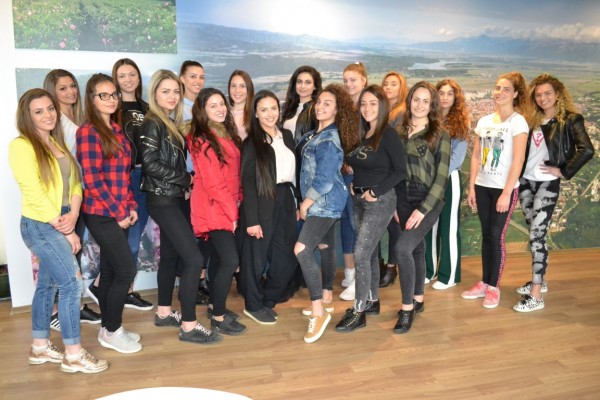 Първа среща на кандидатките за Царица Роза 2019