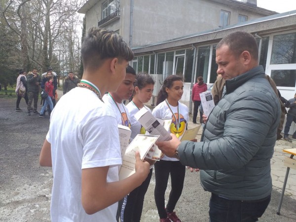 Ученици мериха сили в състезание по защита при бедствия и пожари