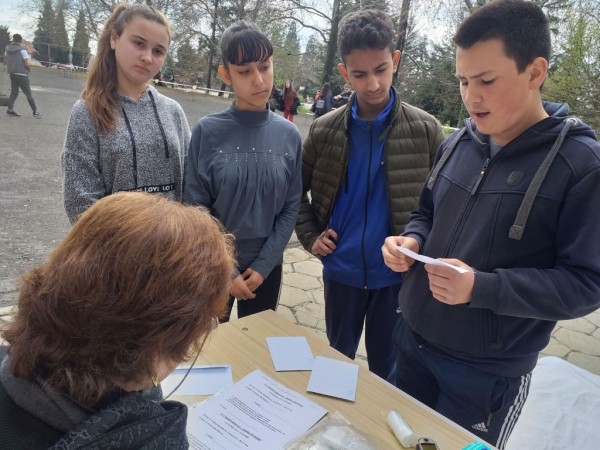 Ученици мериха сили в състезание по защита при бедствия и пожари
