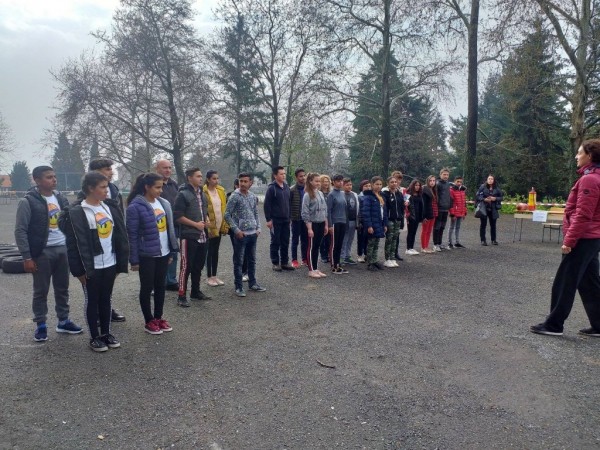 Ученици мериха сили в състезание по защита при бедствия и пожари