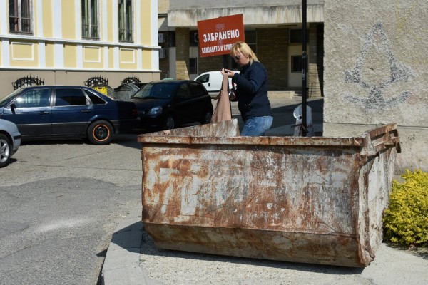 Поради слабото участие кампанията по почистване на Казанлък ще продължи до 29-и април