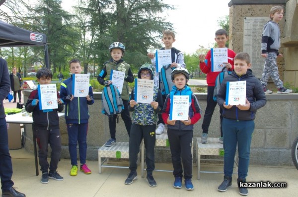 Близо 70 деца показаха как се кара майсторски колело в Розариума