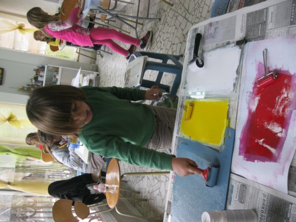 Децата от “Арт линия“ се запознаха с нова техника