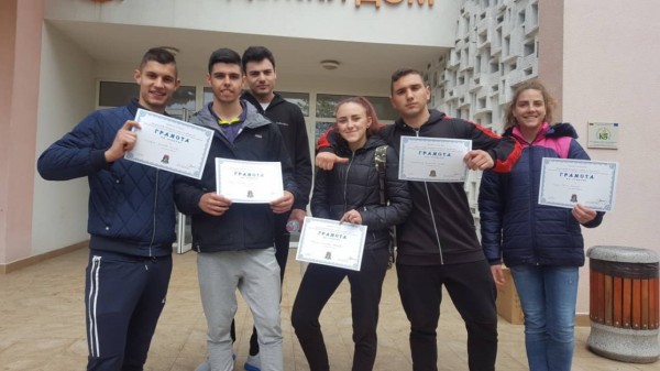 Успешен финал на I-ви кръг от „Младите лидери на Казанлък“