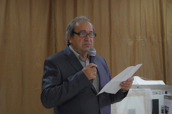 Старейшени ГЕРБ и депутатът Борис Кърчев с дарение за новия пенсионерски клуб в града