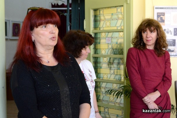 Библиотека „Искра” награди малките казанлъшки програмисти