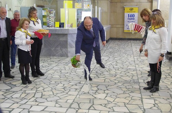 В Казанлък бе открита реновираната сграда на най-голямата пощенска станция в града