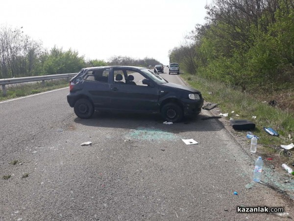 Жена с две деца катастрофира на главния път край Черганово