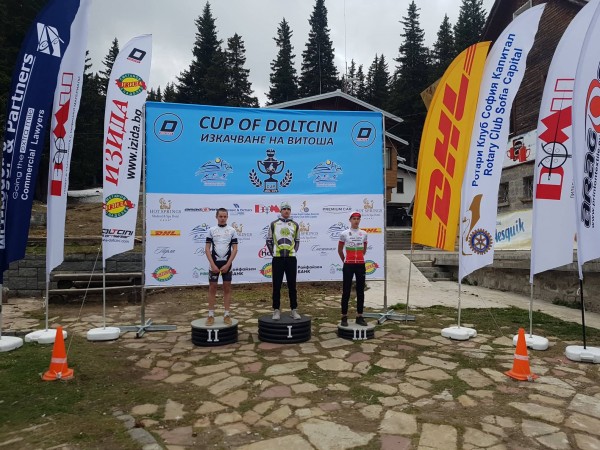 Казанлъшките колоездачи с медали от Купа Долчини 2019