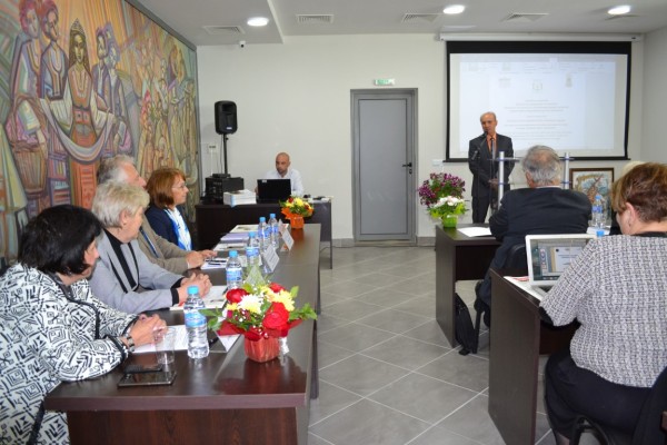 Кметът на Казанлък пожела успех на научната конференция за маслодайната роза