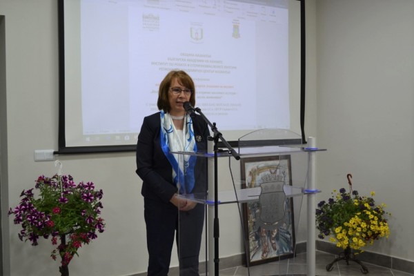 Кметът на Казанлък пожела успех на научната конференция за маслодайната роза