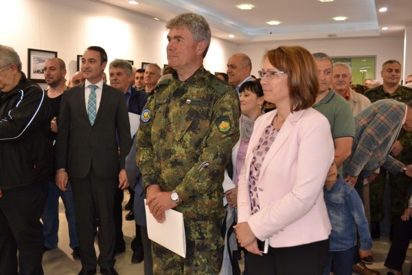 „Вълшебните стъкла на Петър Арнаудов“ – хвърчила към бъдещето