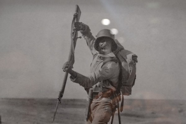 „Вълшебните стъкла на Петър Арнаудов“ – хвърчила към бъдещето