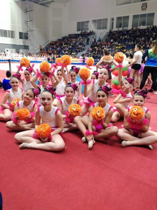 Казанлъшките гимнастички завоюваха много награди в две състезания