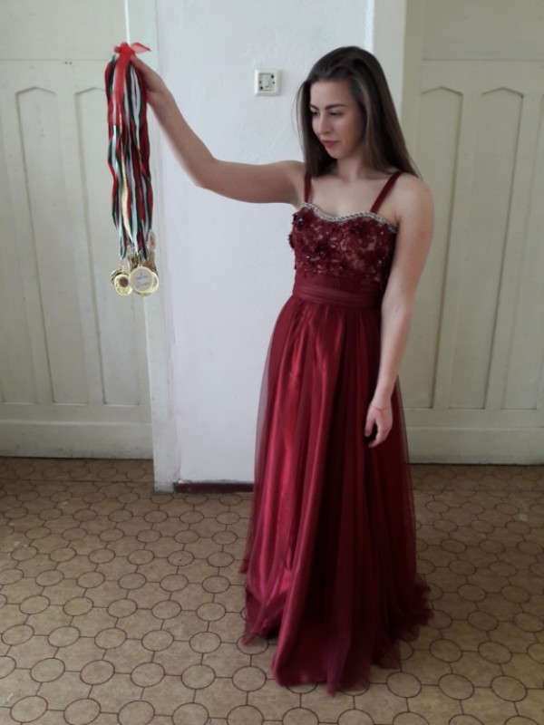 Пианистите на Елена Юлиянова отново обраха наградите