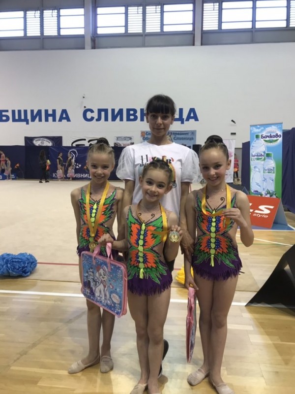 Казанлъшките гимнастички завоюваха много награди в две състезания