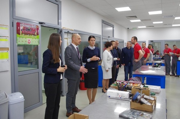 Йоана Йончева – Фильова, кандидат за евродепутат на ГЕРБ и СДС: Важно е в Европейския парламент да има знаещи, можещи и отдадени на български каузи хора